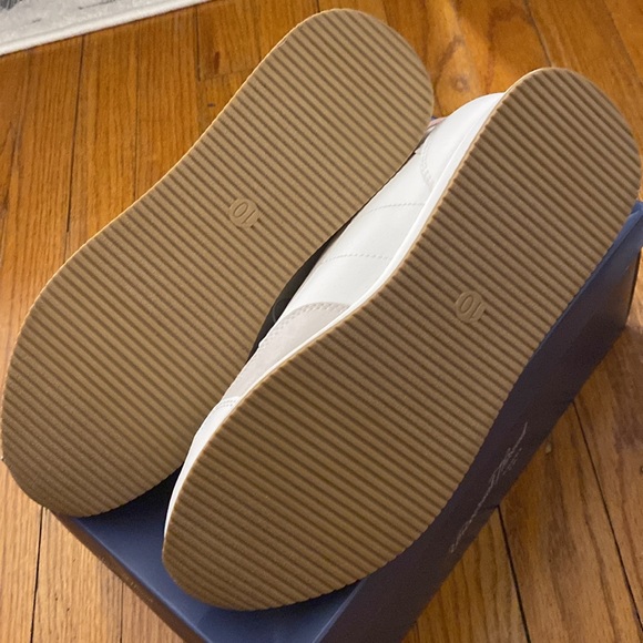 BNIB Courtney sneakers size 10 white/cream/pink vintage look - Picture 4 of 5